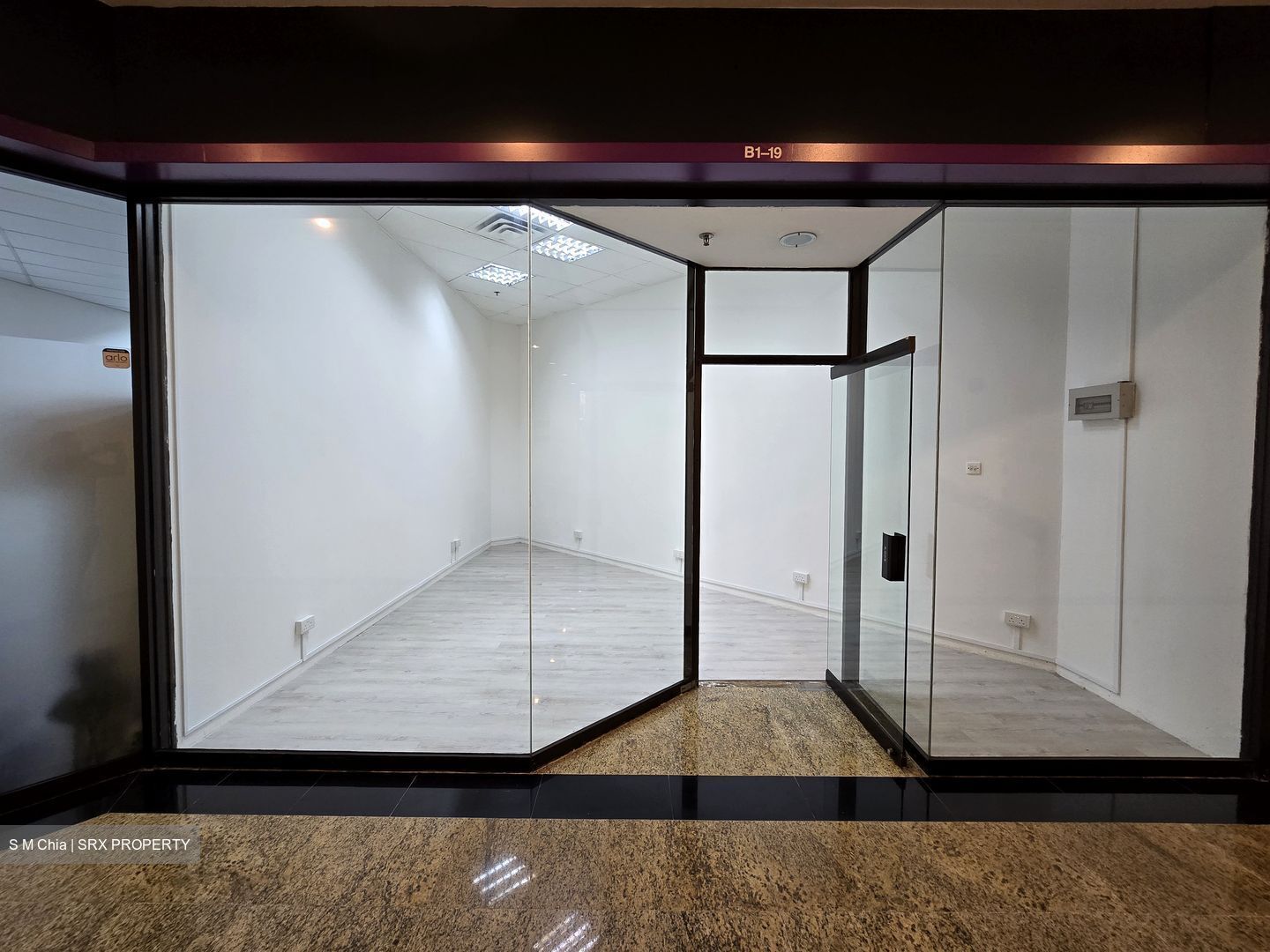 The Riverwalk / Riverwalk Apartments (D1), Office #493021191